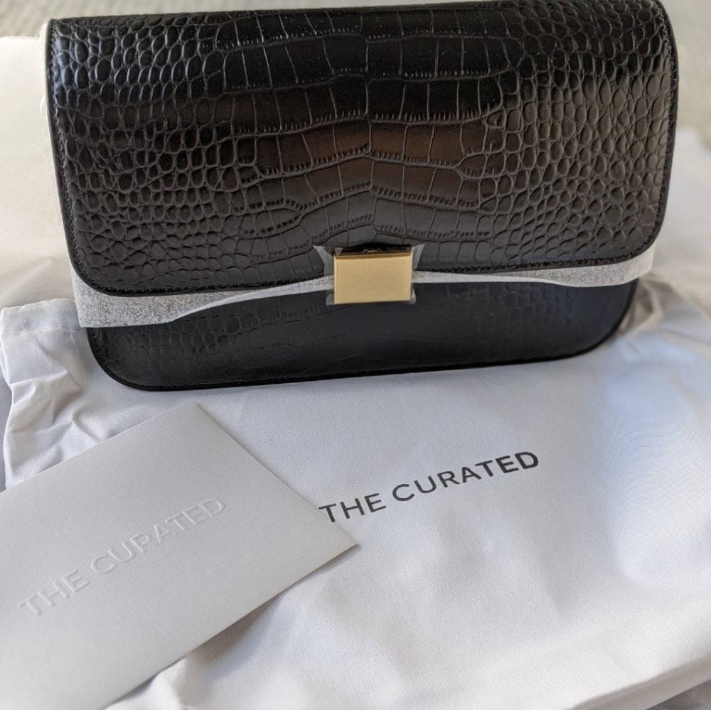The Curated classic shoulder bag